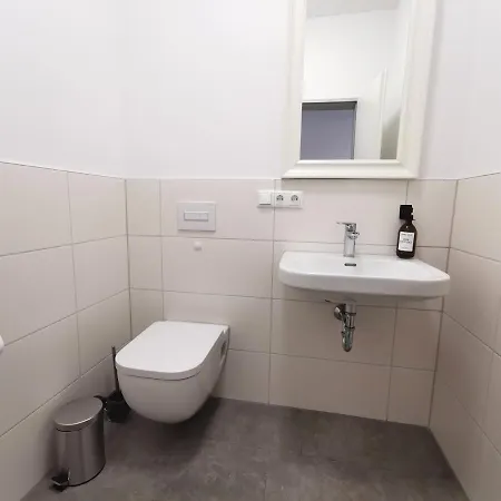 Bohnapartments - Town House Am Stadtpark - Terrasse - Parkplaetze - Wlan