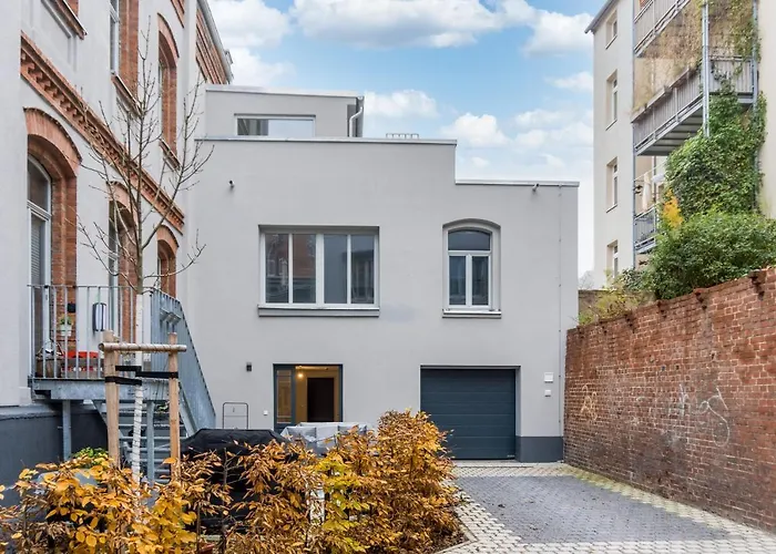 Bohnapartments - Town House Am Stadtpark - Terrasse - Parkplaetze - Wlan Appartement Erfurt